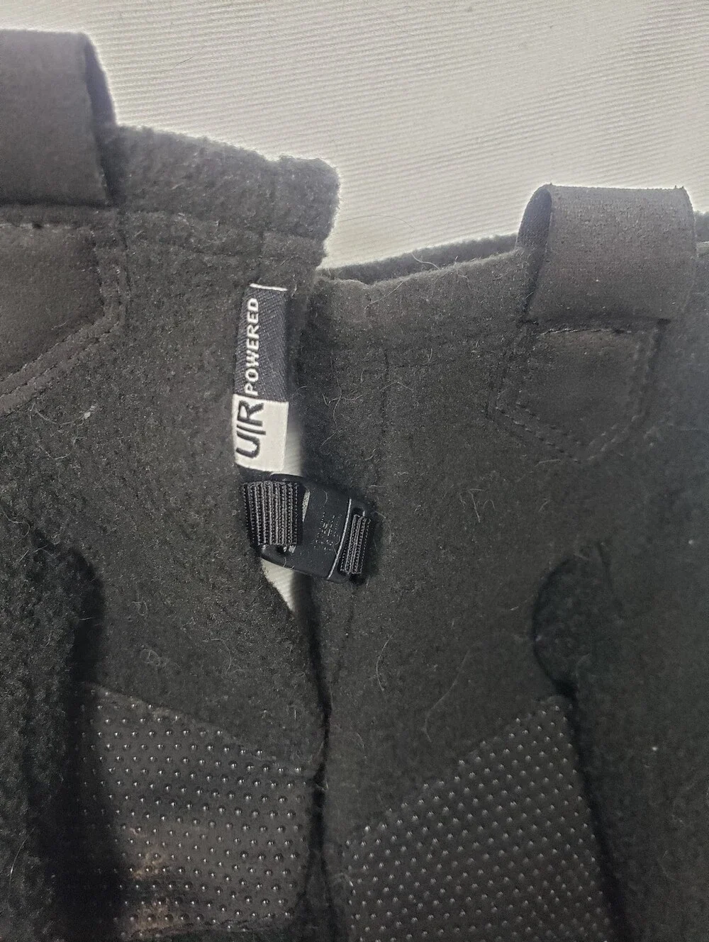 The North Face Youth Medium Black Denali Etip Fleece Winter Gloves Boys Girls